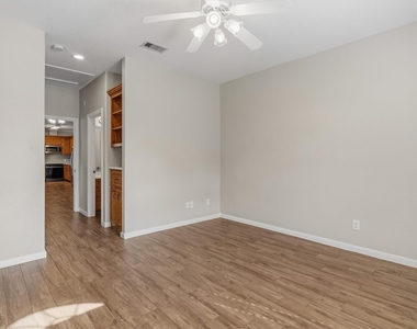304 Reppert Street - Photo Thumbnail 10
