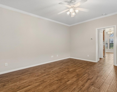 304 Reppert Street - Photo Thumbnail 5