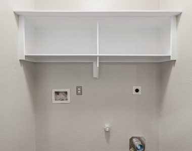 304 Reppert Street - Photo Thumbnail 19