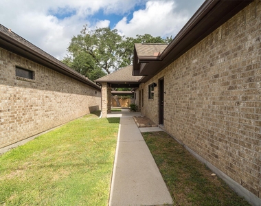 304 Reppert Street - Photo Thumbnail 21