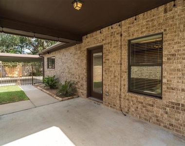 304 Reppert Street - Photo Thumbnail 20