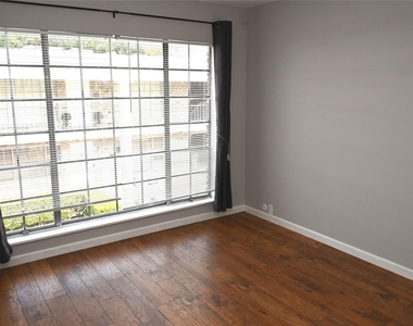 2101 Fountain View Drive - Photo Thumbnail 9