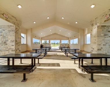3831 Turnpike Drive - Photo Thumbnail 15