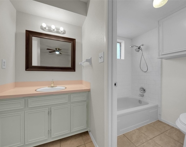 29007 Sedgefield Street - Photo Thumbnail 9