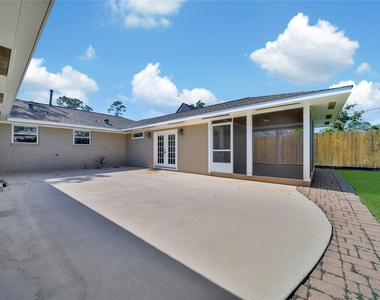 6318 Woodbrook Lane - Photo Thumbnail 38