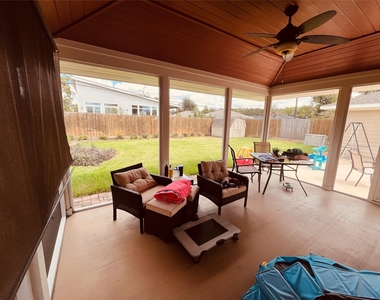 6318 Woodbrook Lane - Photo Thumbnail 36