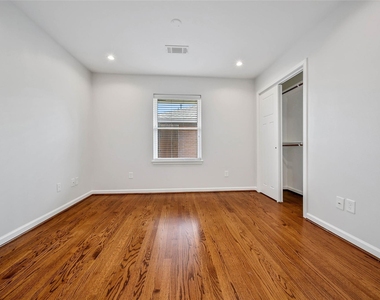 6318 Woodbrook Lane - Photo Thumbnail 28