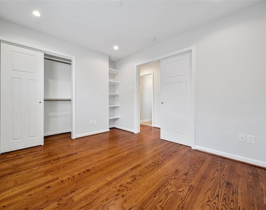 6318 Woodbrook Lane - Photo Thumbnail 27