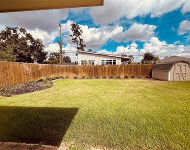 6318 Woodbrook Lane - Photo Thumbnail 43