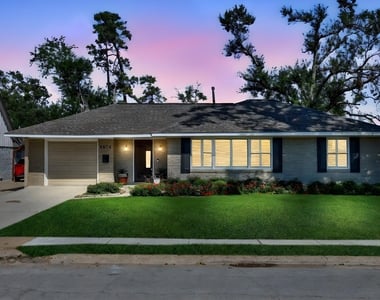 6318 Woodbrook Lane - Photo Thumbnail 3