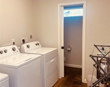 6318 Woodbrook Lane - Photo Thumbnail 34
