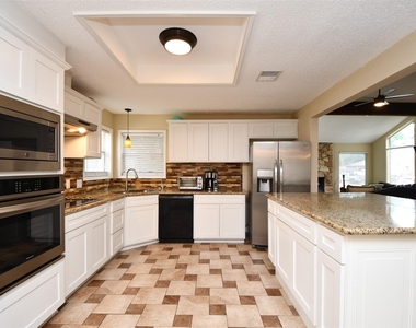 306 Priscilla Court - Photo Thumbnail 17