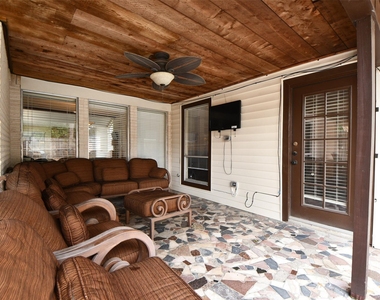 306 Priscilla Court - Photo Thumbnail 23