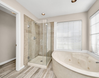 2628 Cliffdale Street - Photo Thumbnail 29