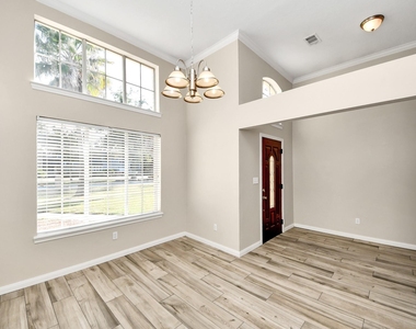 2628 Cliffdale Street - Photo Thumbnail 8