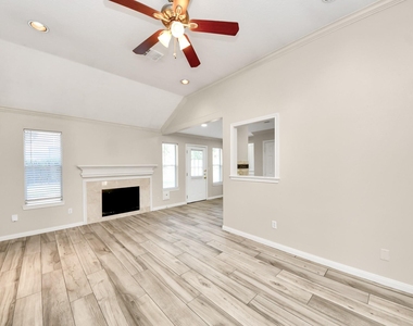 2628 Cliffdale Street - Photo Thumbnail 10