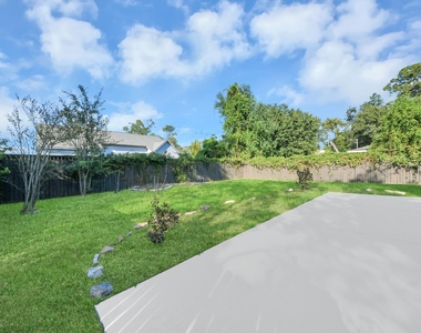 2628 Cliffdale Street - Photo Thumbnail 41