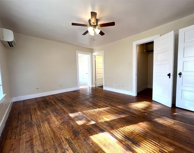 617 12th Street - Photo Thumbnail 6