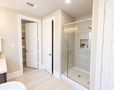 120 Wake Valley Court - Photo Thumbnail 18
