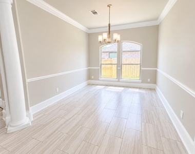 120 Wake Valley Court - Photo Thumbnail 25