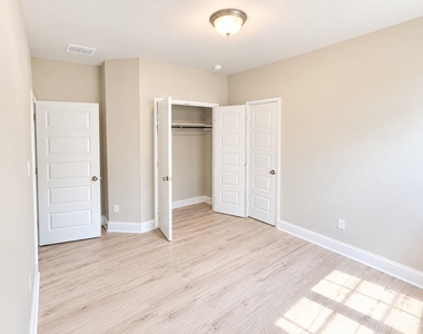 120 Wake Valley Court - Photo Thumbnail 8