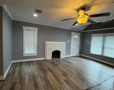 3209 Alabama St - Photo Thumbnail 2