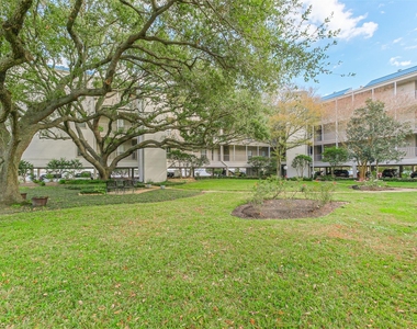 351 Lakeside Lane - Photo Thumbnail 40