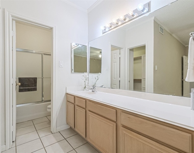 351 Lakeside Lane - Photo Thumbnail 28