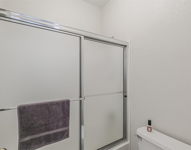 351 Lakeside Lane - Photo Thumbnail 30