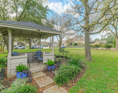 351 Lakeside Lane - Photo Thumbnail 39