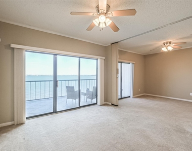 351 Lakeside Lane - Photo Thumbnail 9