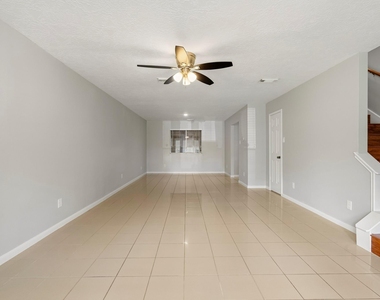 5815 Red River Drive - Photo Thumbnail 5