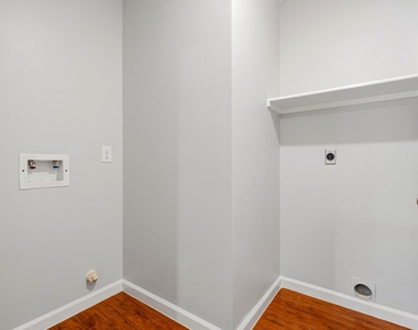 5815 Red River Drive - Photo Thumbnail 16
