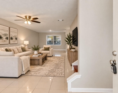 5815 Red River Drive - Photo Thumbnail 1