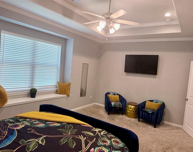 4817 Alvin Street - Photo Thumbnail 3