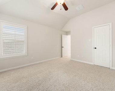 5315 Jackson Park Lane - Photo Thumbnail 40