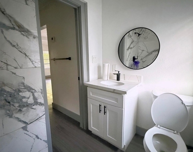3415 Jackson Street - Photo Thumbnail 2