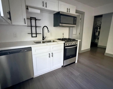 3415 Jackson Street - Photo Thumbnail 3