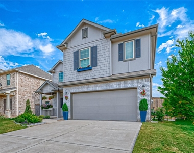 30822 Lake Spur Manor - Photo Thumbnail 2
