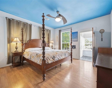 405 W Drew Street - Photo Thumbnail 1