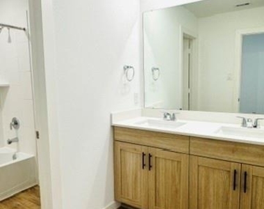 3511 Blackbird Ln - Photo Thumbnail 11