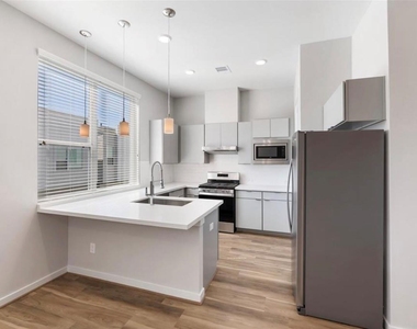 602 Thornton Road - Photo Thumbnail 9