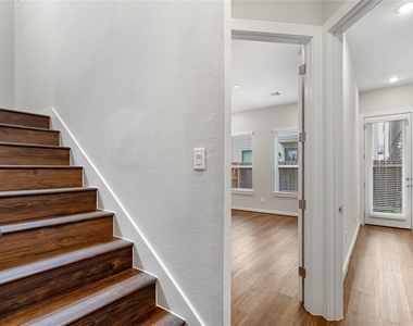 602 Thornton Road - Photo Thumbnail 5