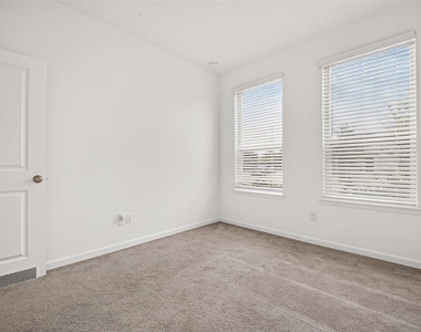 4906 Eldorado Rose Place - Photo Thumbnail 17