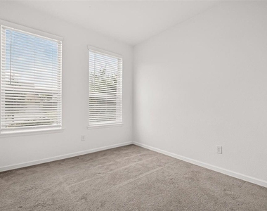 4906 Eldorado Rose Place - Photo Thumbnail 15