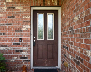 20114 Linden Spruce Lane - Photo Thumbnail 2