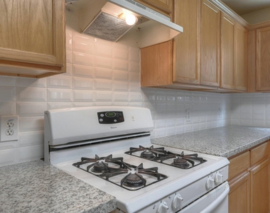 21803 Manor Court Drive - Photo Thumbnail 17