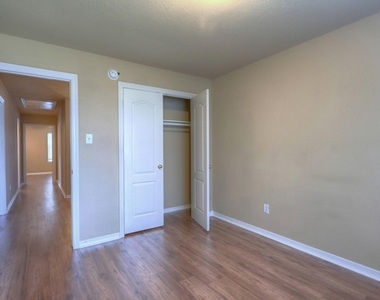 21803 Manor Court Drive - Photo Thumbnail 26