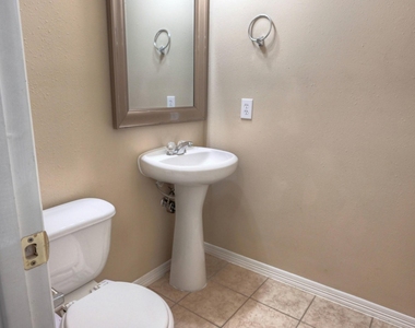21803 Manor Court Drive - Photo Thumbnail 19