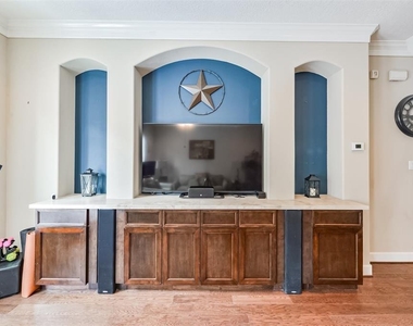 1130 Hempstead Villa Lane - Photo Thumbnail 12